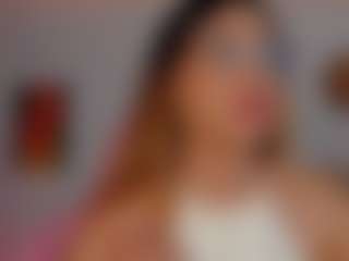 little-tequilla3's Live Sex Cam Show
