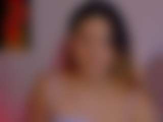 Live cam show with little-tequilla3 - Average on SpankPalCams
