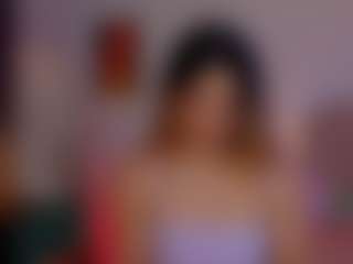 little-tequilla3's Live Sex Cam Show