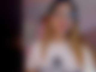 little-tequilla3's Live Sex Cam Show