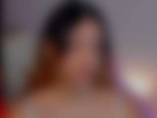 little-tequilla3's Live Sex Cam Show