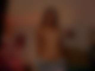 little-tequilla3's Live Sex Cam Show