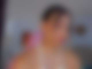 little-tequilla3's Live Sex Cam Show