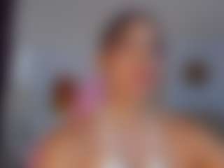 little-tequilla3's Live Sex Cam Show