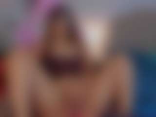little-tequilla3's Live Sex Cam Show