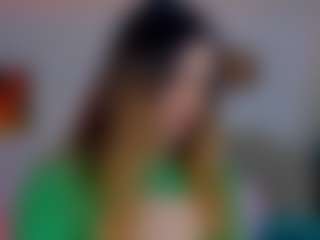 little-tequilla3's Live Sex Cam Show