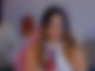 Show de cam en vivo con little-tequilla3 - College en Camsoda