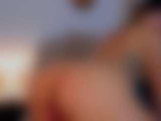 little-tequilla3's Live Sex Cam Show