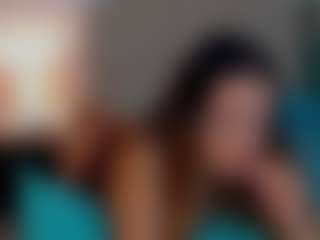 little-tequilla3's Live Sex Cam Show