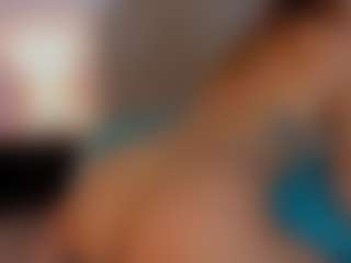little-tequilla3's Live Sex Cam Show