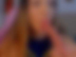 little-tequilla3's Live Sex Cam Show