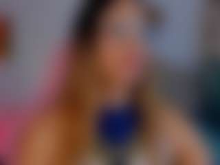 little-tequilla3's Live Sex Cam Show