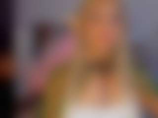 little-tequilla3's Live Sex Cam Show