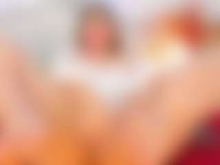 susan-milf's Live Sex Cam Show