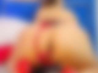 susan-milf's Live Sex Cam Show