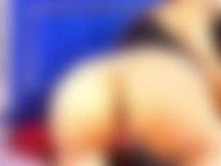 susan-milf's Live Sex Cam Show