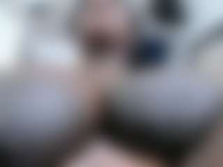 Live cam show with KARA TIBBY - Squirt on Ass Tok