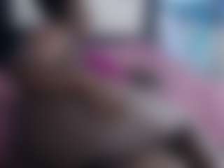 Live cam show with KARA TIBBY - Ebony on Uber Horny