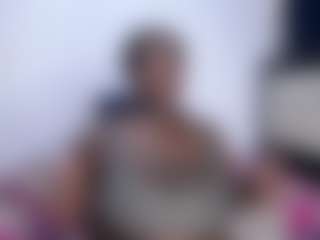 Live cam show with KARA TIBBY - Tease Black on xDating