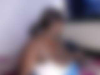 Live cam show with KARA TIBBY - Bedroom Ebony on camtv