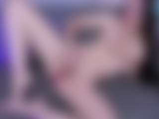 Wettdiamond's Live Sex Cam Show