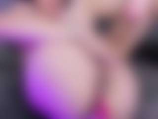 Wettdiamond's Live Sex Cam Show