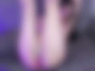 Live cam show with Wettdiamond - Tease Brown Hair on SxyPornLive