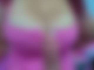 Live cam show with kimii23 - Bedroom on CamwithHer