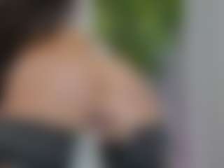 Live cam show with LuckyyStrike - Living Room on anonymated.com