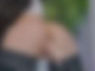Live cam show with LuckyyStrike - Teen (18+) on galaxygirlnitro.com