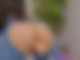 Live cam show with LuckyyStrike - Smoking on Camsoda