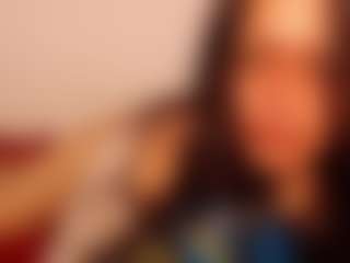 Live cam show with Dulce Lorena - Spank MILF on SpunkLive