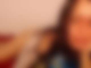 Live cam show with Dulce Lorena - Tease Mature on Free Soda