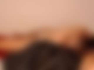 Dulce Lorena MILF webcam performer live streaming
