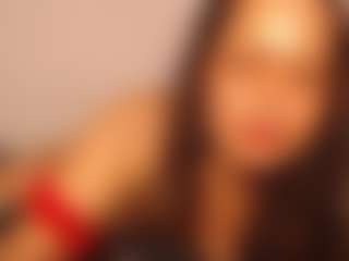 Live cam show with Dulce Lorena - Brown Hair on livesuperchat.net