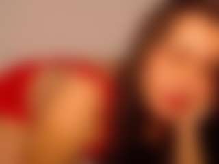 Live cam show with Dulce Lorena - Spank MILF on Camsoda