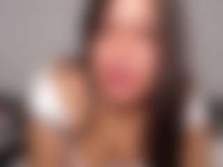 Live cam show with Dulce Lorena - Shaved Pussy Mature on Camsoda