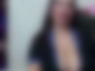 Live cam show with Allie Vergara - Brown Hair on Cam Slut