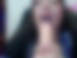 Live cam show with Allie Vergara - Shaved on Free Soda