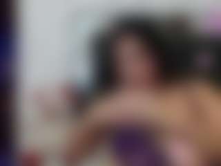 Live cam show with Allie Vergara - Dildo Or Vibrator MILF on Chatstar