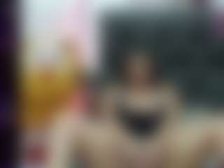 Live cam show with Allie Vergara - Shaved Pussy on chickslive.net