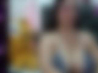 Live cam show with Allie Vergara - Big Ass MILF on Camsoda