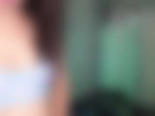 Live cam show with LilaWray - Living Room on Camsoda
