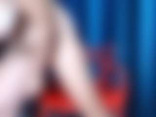firebirdMIA MILF webcam performer live streaming