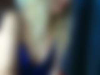 firebirdMIA MILF webcam performer live streaming