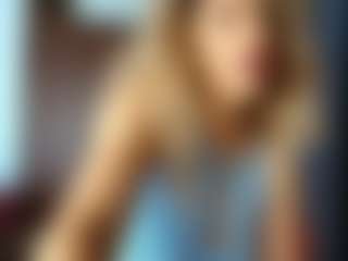 Live cam show with firebirdMIA - Average on fapnchat