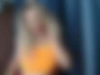 firebirdMIA MILF webcam performer live streaming