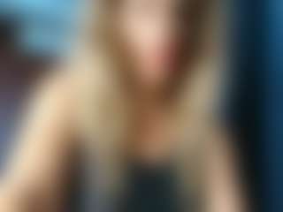 Live cam show with firebirdMIA - Spank MILF on liverealitysex.com