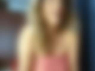 firebirdMIA MILF webcam performer live streaming