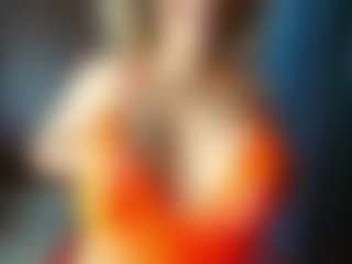 firebirdMIA MILF webcam performer live streaming